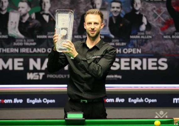 续的战术执 续的战术执