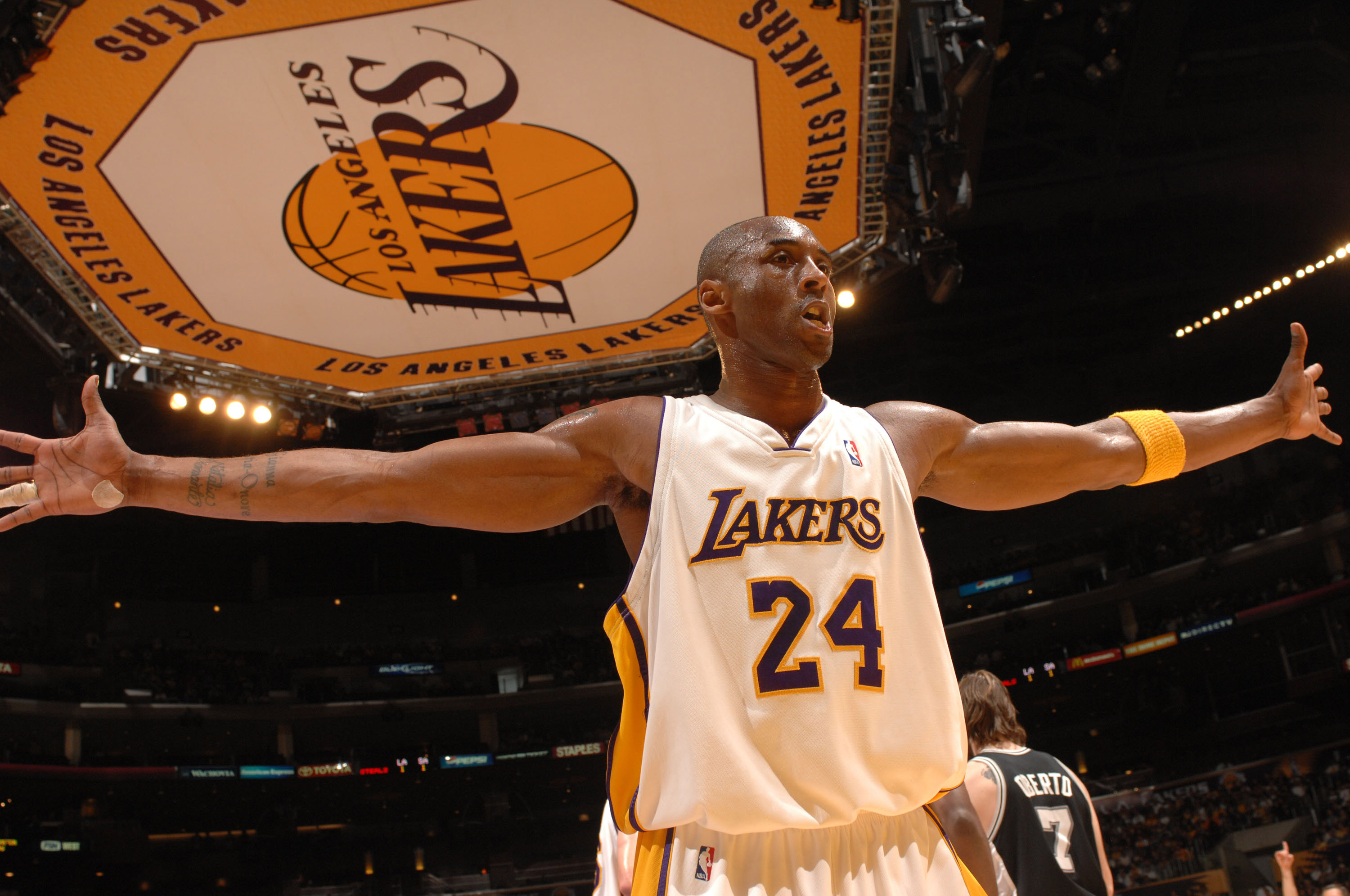 乎没有波动 乎没有波动